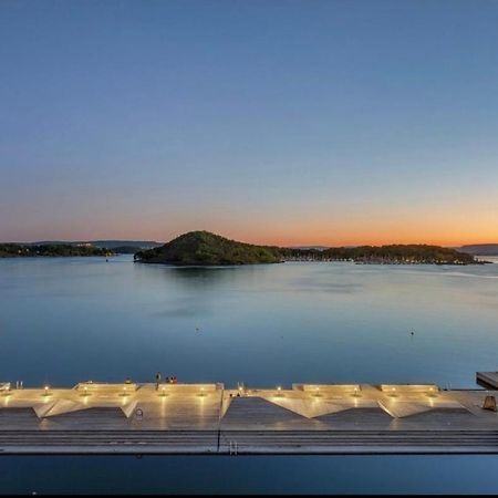 Oceanfront Apartment - Oslo Central - Private Patio Luaran gambar