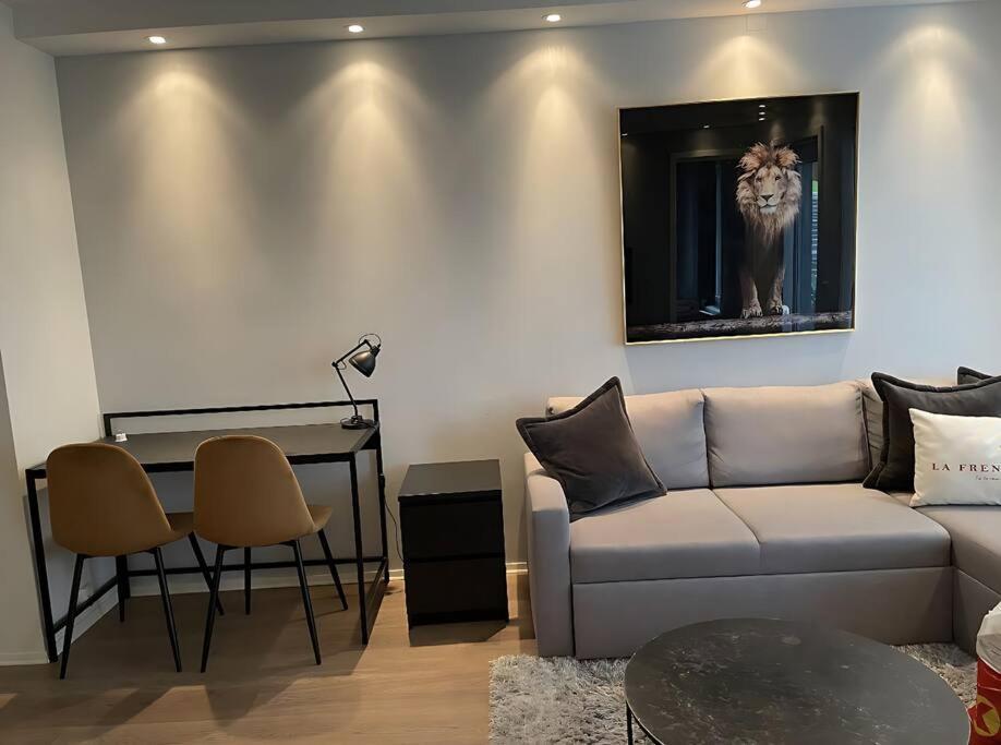 Oceanfront Apartment - Oslo Central - Private Patio Luaran gambar
